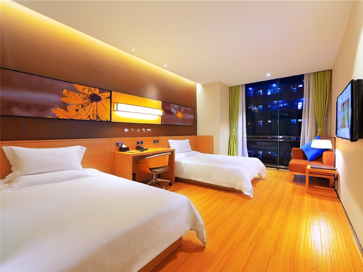 Iu Hotel Shanxi Da Hospital Taiyuan  Bagian luar foto